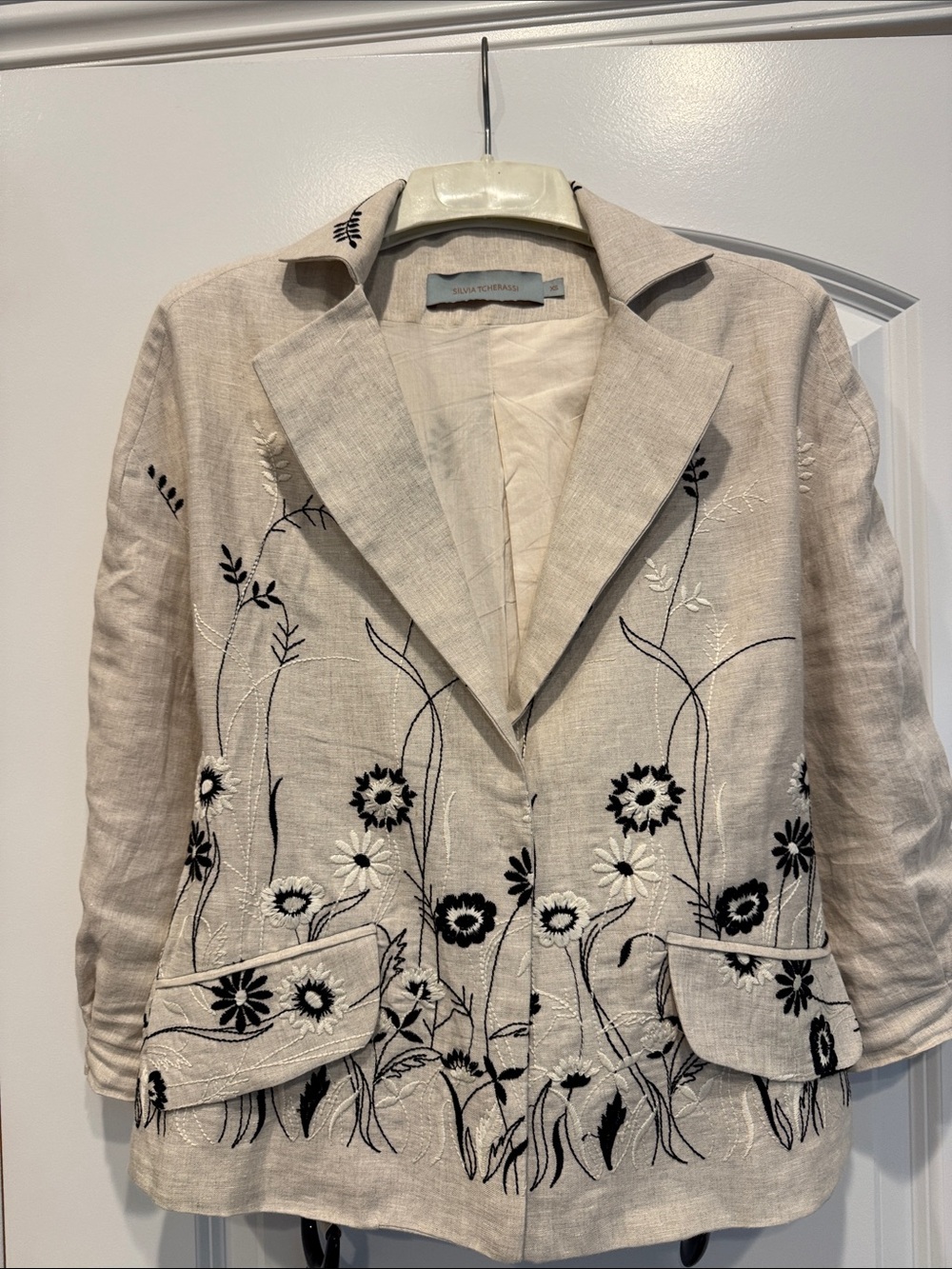 Silvia Tcherassi Beige Linen Embroidered Floral Jacket with belt at the waist.